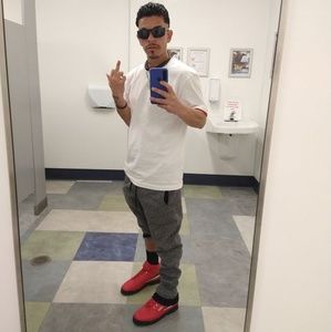 Meet your Posher, Jorge